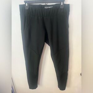 Women’s 5.11 Tactical Dark Green Pants Size Medium Police Military